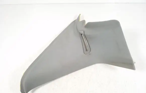 (D)pillar trim (top)