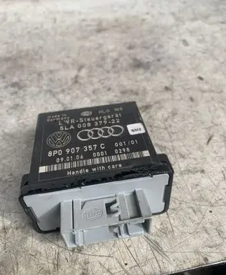 Audi A6 S6 C6 4F Light module LCM 8P0907357