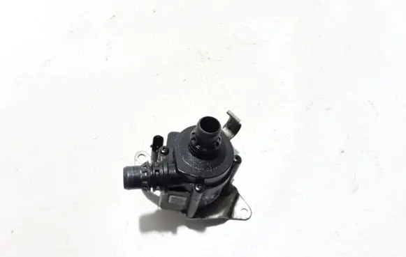 BMW 5 F10 F11 Electric auxiliary coolant/water pump 8511748