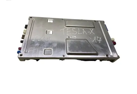 Tesla Model X Other control units/modules 5YJXCCE26JF080196 112580000C