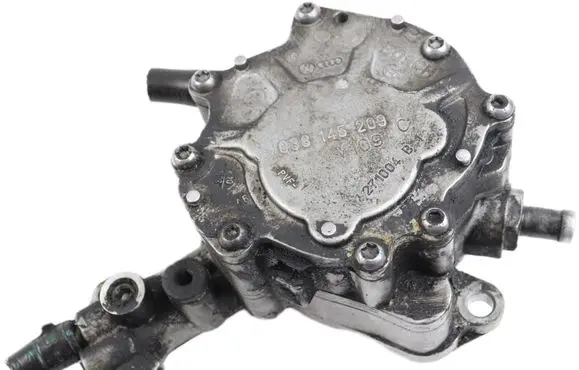 Volkswagen Touran I Vacuum pump 038145209C
