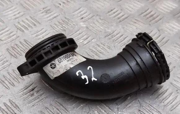 Jeep Cherokee Intercooler hose/pipe 68199049AC
