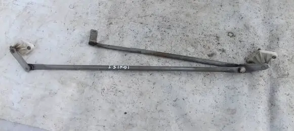 Suzuki Ignis Front wiper linkage 