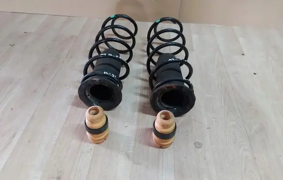Toyota Aygo AB40 Front shock absorber damper bump stop 