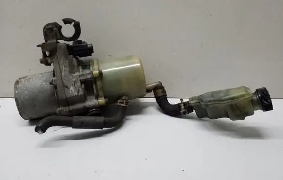 Mazda 3 I Power steering pump BR5VJJ301000061A YJF299000020A BR5VJJ301000061