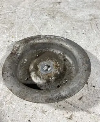 Coil spring mount