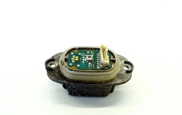 Skoda Octavia Mk4 Xenon control unit/module