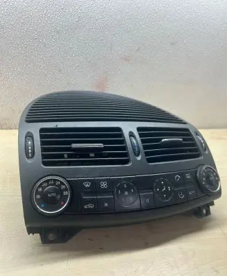 Mercedes-Benz E W211 Climate control unit 2118300054