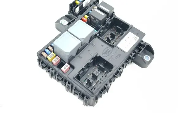 Jaguar I-Pace Fuse module M9D314N030AB GSDBXEEZ0 210920