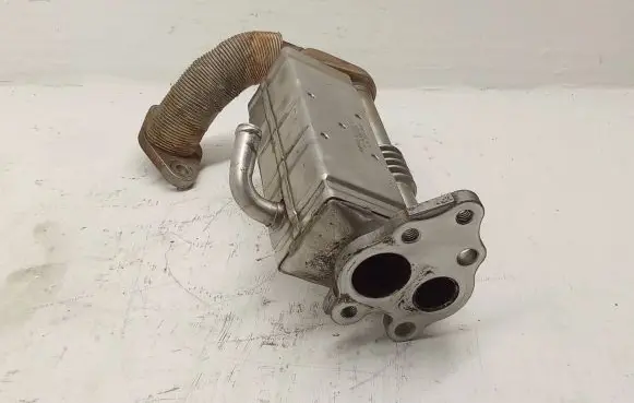 Mazda 3 II EGR valve cooler R2AA20304 16B10A000085