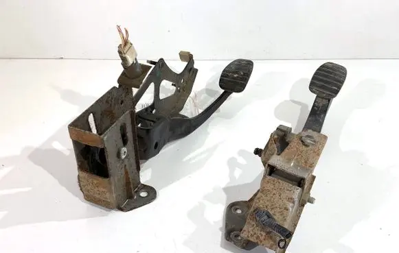 Renault Kangoo II Pedal assembly 09367220