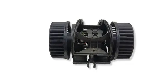 Chrysler Pacifica Heater fan/blower 790836L
