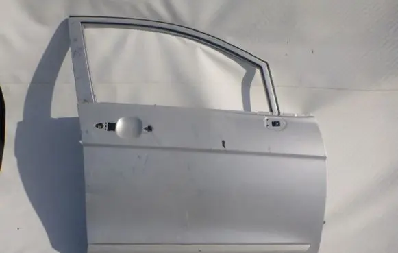 Honda FR-V Front door