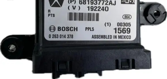 Chrysler Pacifica Parking PDC control unit/module 68193772AJ