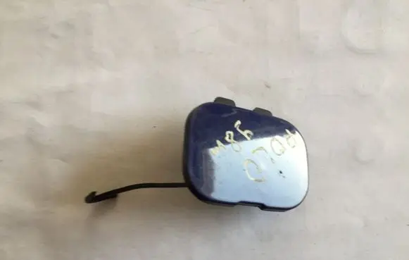 Volkswagen Polo III 6N 6N2 6NF Front tow hook cap/cover 6N0807241B
