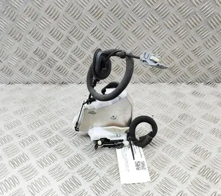 Renault Arkana Rear door lock 825033557R