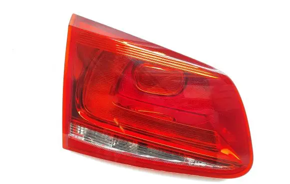 Volkswagen Touareg II Tailgate rear/tail lights 7P6945093A 89090273