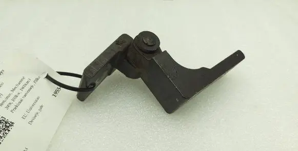 Alfa Romeo 159 Rear door lower hinge B986