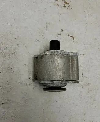 Ford Ranger IV Engine mount vacuum valve MB3C5D008AB