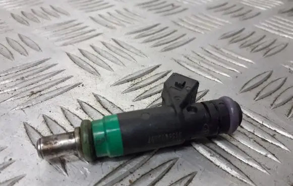 Ford Focus Fuel injector 98MF-BC