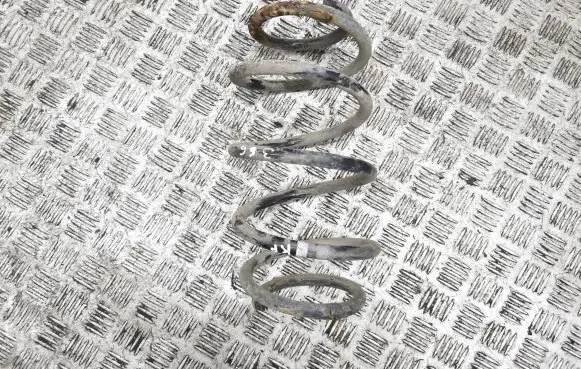 Nissan Qashqai Front coil spring