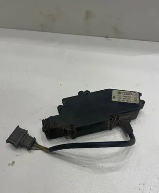 Volkswagen Transporter - Caravelle T4 Central locking motor 701959783B 403845