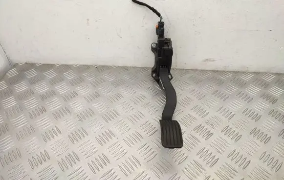 Citroen C3 Aircross Accelerator throttle pedal 3637657
