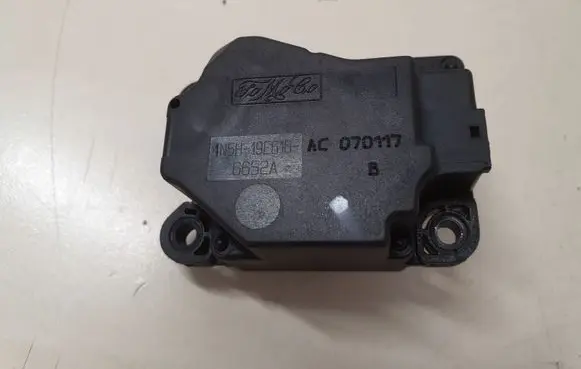 Volvo C30 Air flap motor/actuator 4N5H19E6166652A