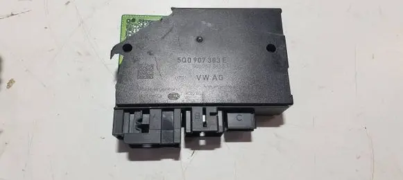 Skoda Fabia Mk3 (NJ) Tow bar trailer control unit/module 5Q0907383B 0374260057 5Q0907383E