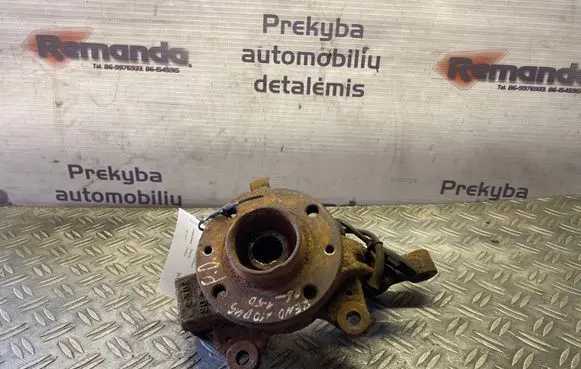 Renault Modus Front wheel hub