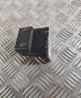 Volvo V70 Ashtray (front) 30672274