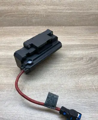 BMW 7 E65 E66 Fuse module 6900583