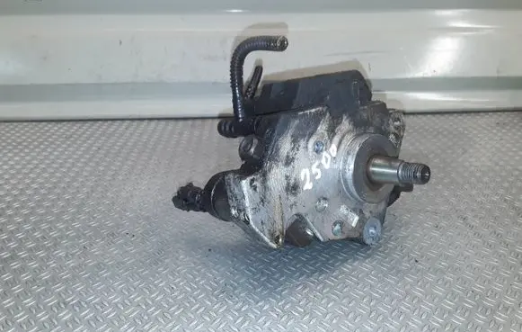 Renault Scenic II - Grand scenic II Fuel injection high pressure pump 0445010087 H8200256255