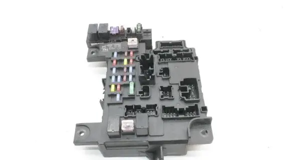 Mitsubishi ASX Fuse module 8637B542