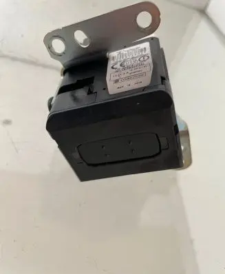 Toyota Corolla Verso E121 Ignition lock M0ZR124KTY 2004DJ1452 D99F2744306