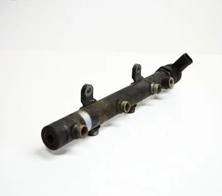 Volkswagen Golf VII Fuel main line pipe