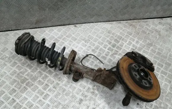 Fiat 500X Front wheel hub spindle knuckle