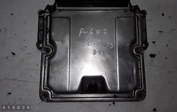 Peugeot 607 Engine control unit/module