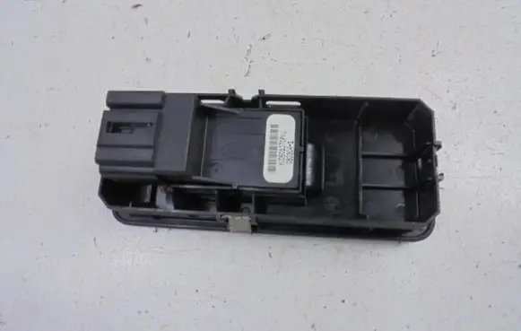 Land Rover Range Rover Sport L320 Electric window control switch YUD501070PVJ