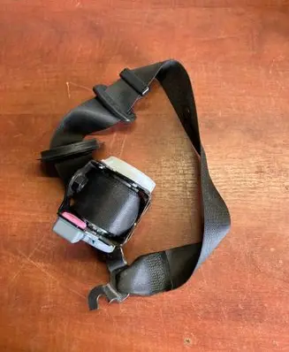 BMW X4 F26 Front seatbelt 306961200