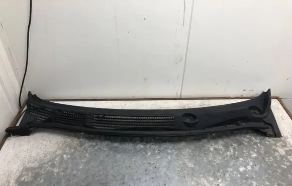 Nissan Qashqai+2 Wiper trim 66862JD900