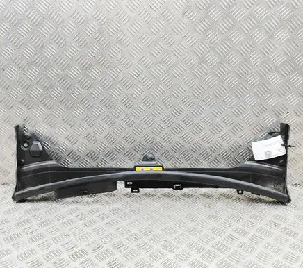 Mercedes-Benz C W205 Radiator trim A2055000055