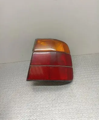 BMW 5 E34 Rear/tail lights 63215R6