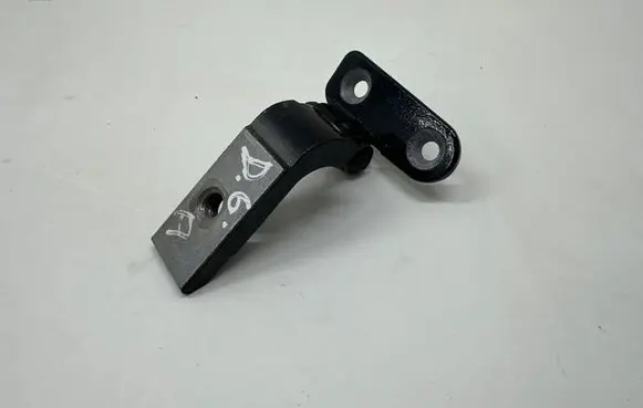 BMW 5 G30 G31 G38 Rear door lower hinge 