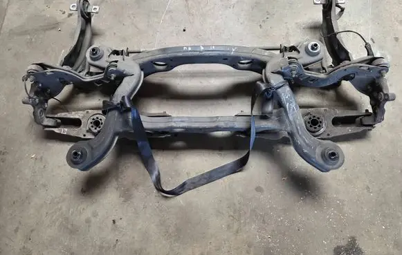 Mercedes-Benz B W246 W242 Rear subframe 2463502900 2469000 0590222