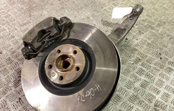 Volvo XC90 Front wheel hub