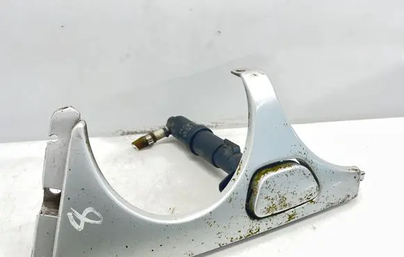 Under headlight/headlamp trim