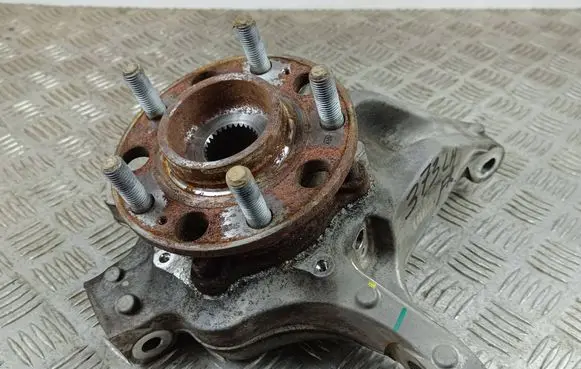 KIA Sorento IV Front wheel hub