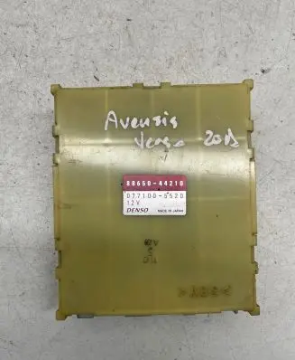 Toyota Avensis Verso Other control units/modules 8865044210 0771005520