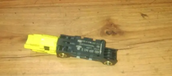 Audi A3 S3 8P Airbag deployment crash/impact sensor 4b0959643d